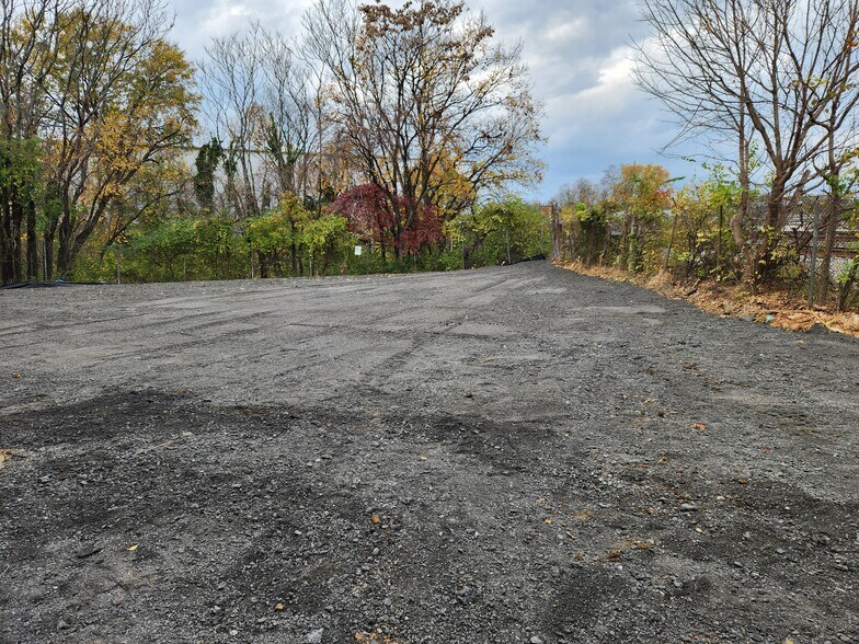 More Photos Of 6031 Kansas Ave NW, Washington Warehouse For Lease