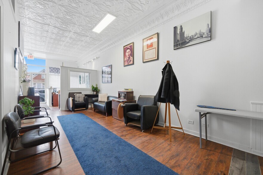 More Photos Of 2447 N Ashland Ave, Chicago Storefront Retail Residential For Lease