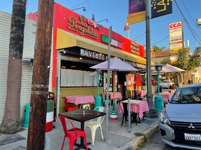 More Photos Of 2827 W Sunset Blvd, Los Angeles Restaurant For Lease