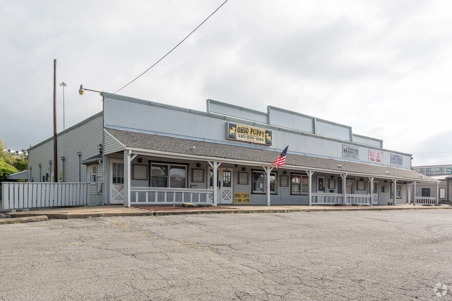 More Photos Of 1600 E Liberty St, Girard Freestanding For Sale