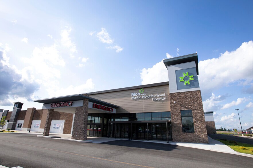 More Photos Of 2600 Middletown Commons, White Hall Storefront For Lease