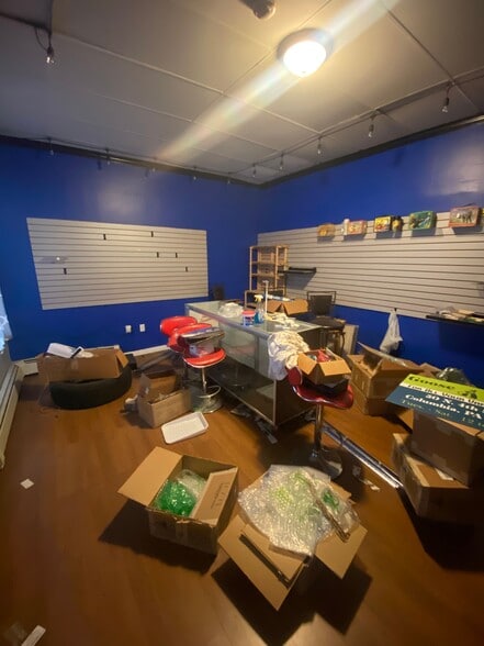 More Photos Of 50 N 4th St, Columbia Storefront Retail Residential For Lease