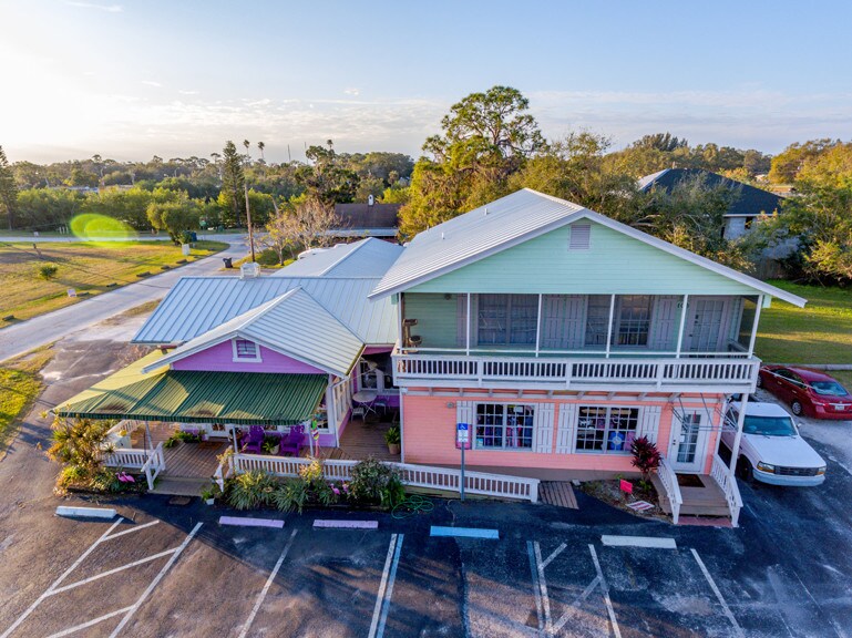 More Photos Of 102 W Shell Point Rd, Ruskin Storefront For Sale