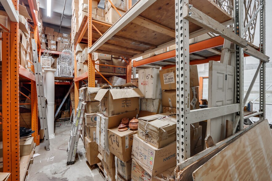 Primary Photo Of 6997 NW 50th St, Miami Warehouse For Lease