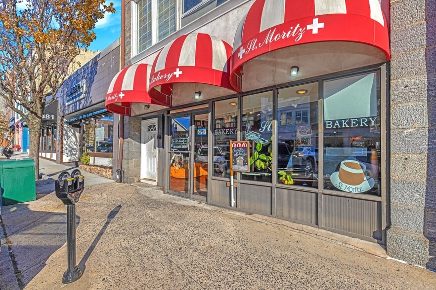 More Photos Of 383 Greenwich Ave, Greenwich Apartments For Lease