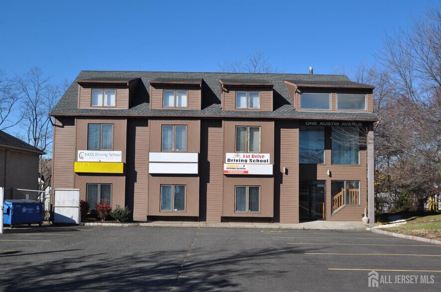 More Photos Of 1 Austin Ave, Iselin Medical For Lease