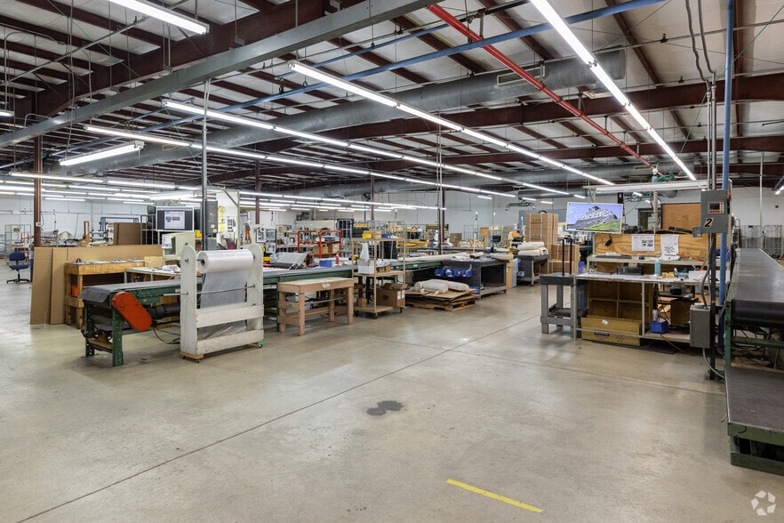 More Photos Of 3750 Industrial Dr, Carlyle Warehouse For Sale
