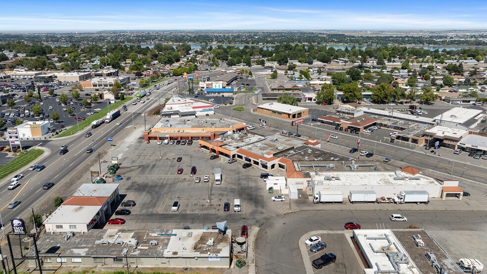 Primary Photo Of 2632-2642 W Bruneau Pl, Kennewick Office For Lease