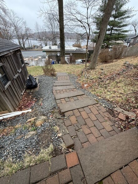 More Photos Of 120 Brady Rd, Lake Hopatcong Restaurant For Sale