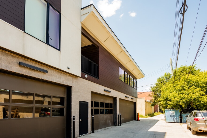 More Photos Of 440 Selden St, Detroit Office For Sale