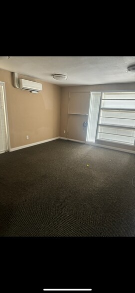 More Photos Of 8939 La Mesa Blvd, La Mesa Medical For Lease