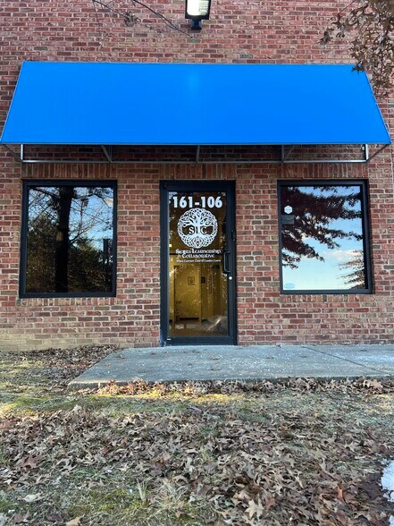 More Photos Of 161 Prosperity Dr, Winchester Showroom For Lease