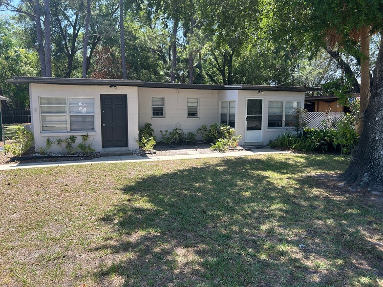 Primary Photo Of 2700-2726 E Grant Ave, Orlando Apartments For Sale