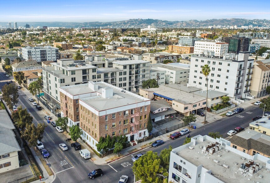 Primary Photo Of 3701 W 9th St, Los Angeles Apartments For Sale