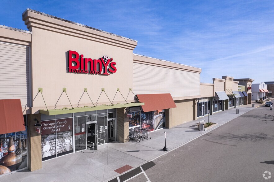 Primary Photo Of 113-295 Skokie Valley Rd, Highland Park Unknown For Lease