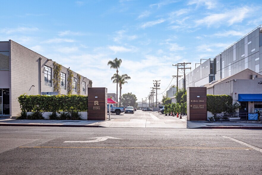 More Photos Of 2842-2912 Colorado Ave, Santa Monica Flex For Lease