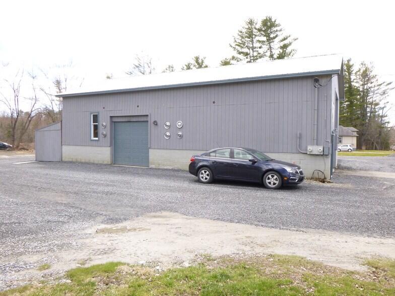 More Photos Of 483-489 Togus Rd, Chelsea Auto Repair For Sale