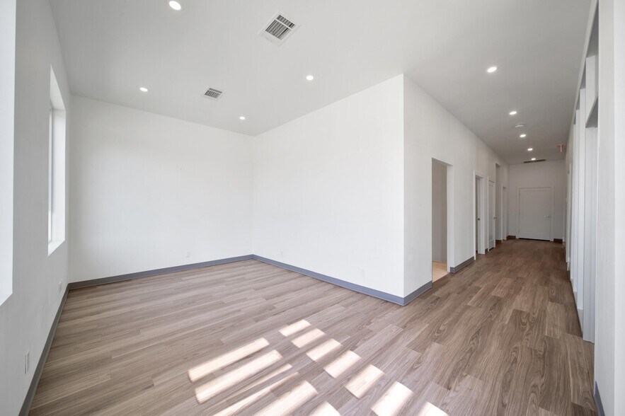 More Photos Of 104 Louetta Road & Vintage Preserve Pky, Houston Medical For Lease