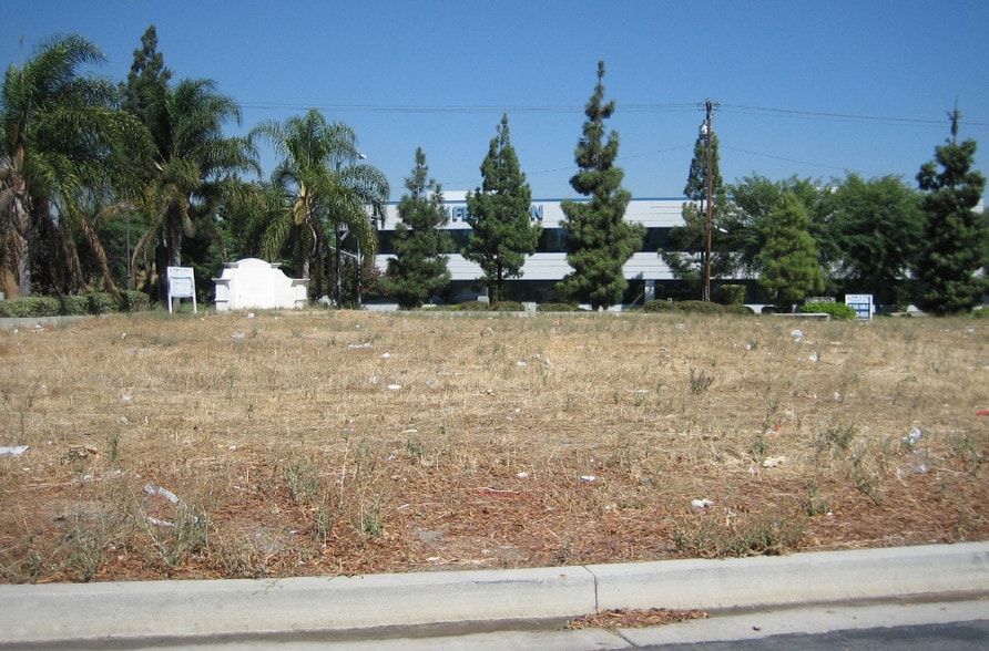 More Photos Of 2705 S Towne Ave, Pomona Land For Sale