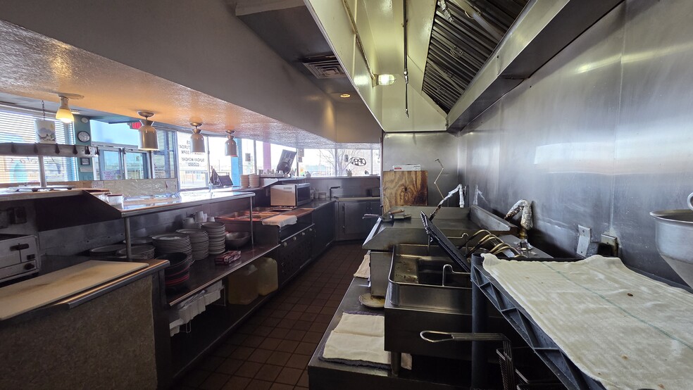 More Photos Of 4500 Central Ave SE, Albuquerque Restaurant For Sale