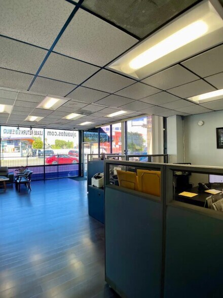 More Photos Of 3530 W Olympic Blvd, Los Angeles Storefront Retail Office For Lease