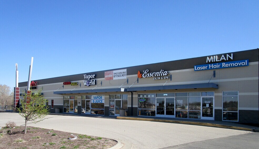 More Photos Of 5900 SW Huntoon St, Topeka General Retail For Lease
