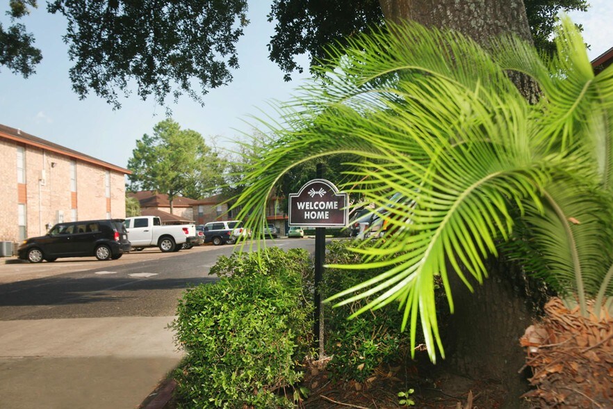 More Photos Of 4075 Laurel St, Beaumont Apartments For Sale