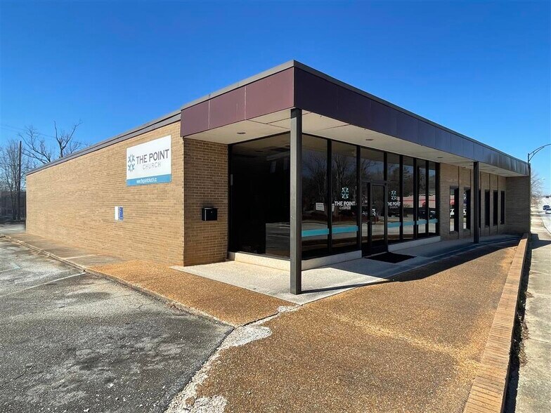 More Photos Of 1001 N Main St, Anderson Freestanding For Sale
