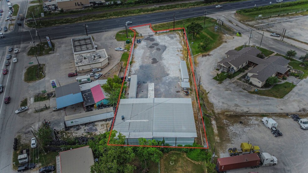 More Photos Of 12530 Beaumont Hwy, Houston Light Distribution For Sale