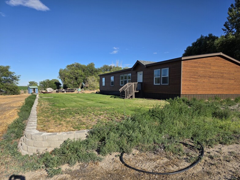 More Photos Of 37836 Highway 78, Grand View Industrial For Sale