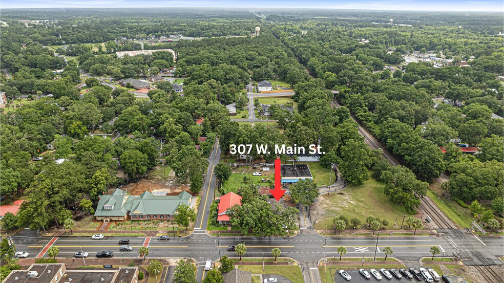 More Photos Of 307 Main Street, Ridgeland Flex For Sale