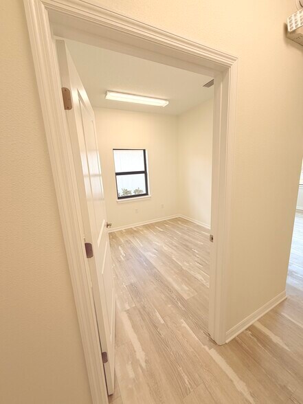 More Photos Of 10348-10350 White Viburnum Way @ Gibsonton Drive, Riverview Office For Sale