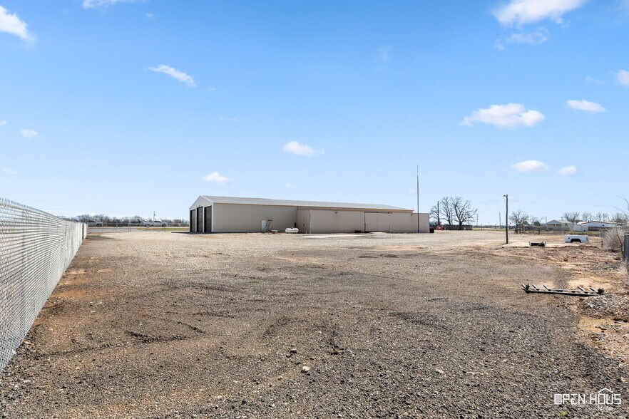 More Photos Of 9478 Seymour Hwy, Wichita Falls Industrial For Sale