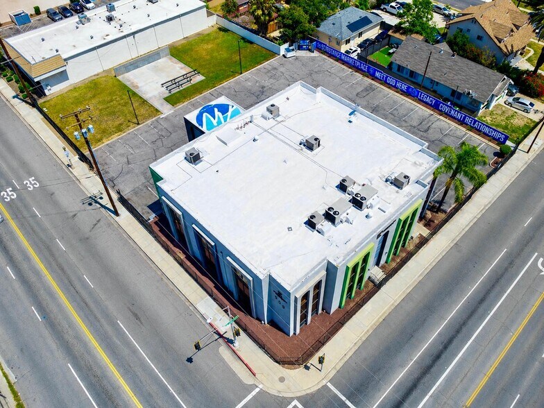 More Photos Of 909 N D St, San Bernardino Office For Sale