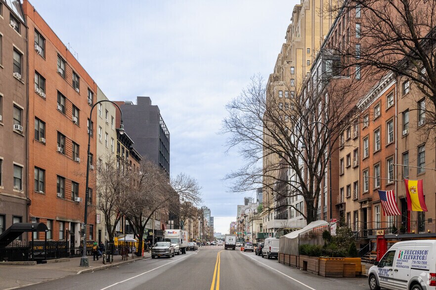 More Photos Of 241 W 14th St, New York Lodge Meeting Hall For Lease