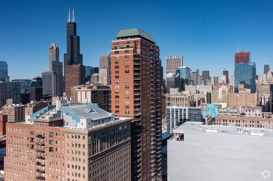 More Photos Of 41 E 8th St, Chicago Multifamily For Sale