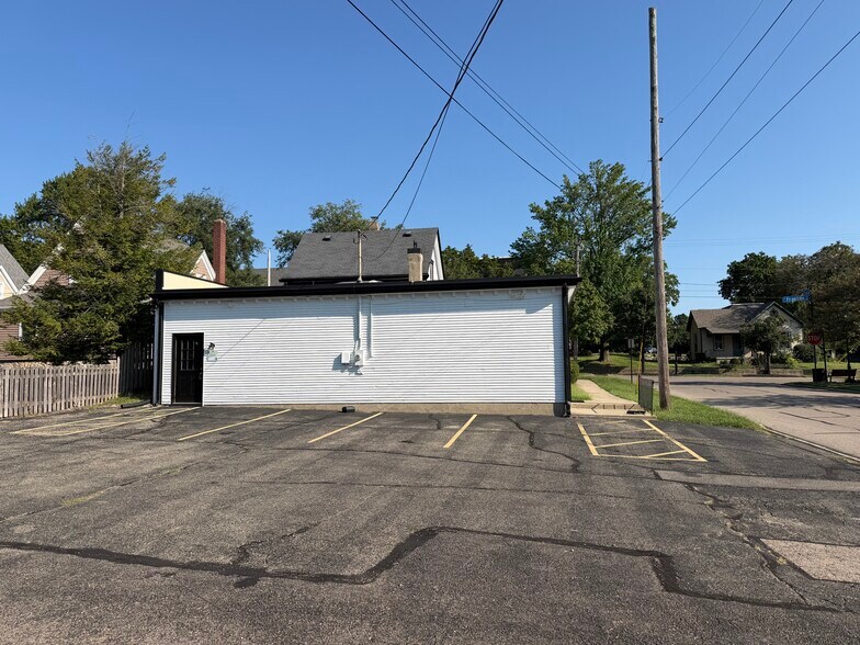 More Photos Of 78 E Franklin St, Dayton Office For Sale