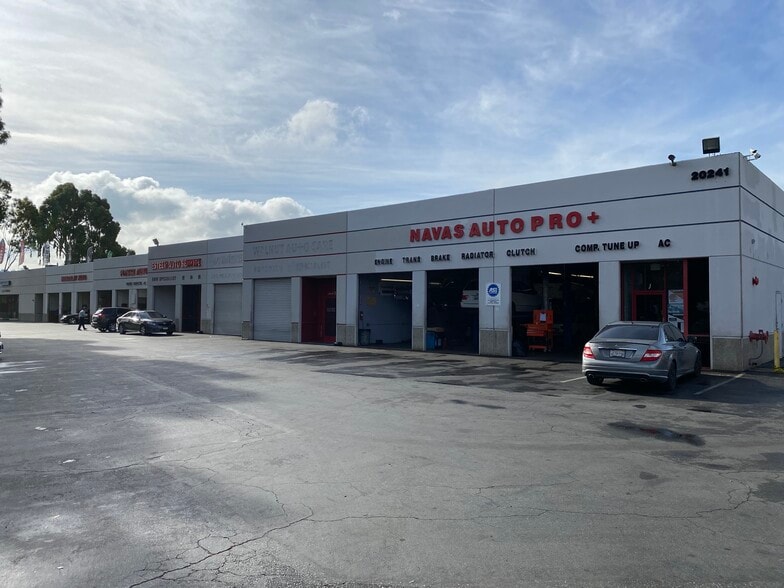 More Photos Of 20241 E Valley Blvd, Walnut Service For Lease