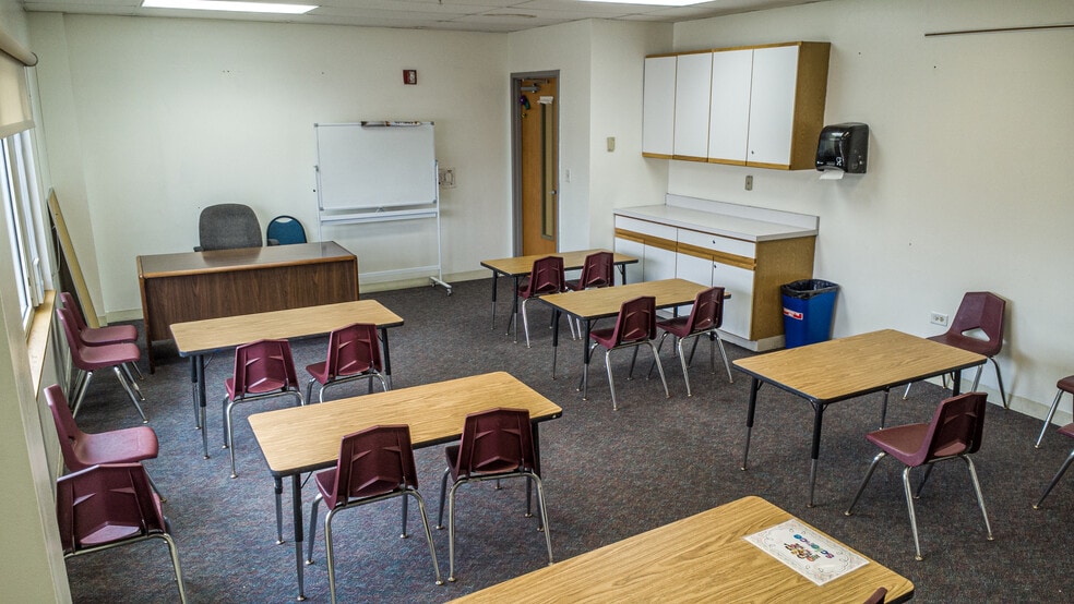 More Photos Of 1852 95th St, Naperville Religious Facility For Sale