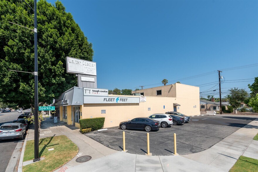 More Photos Of 1518-1520 W Magnolia Blvd, Burbank Storefront Retail Office For Sale