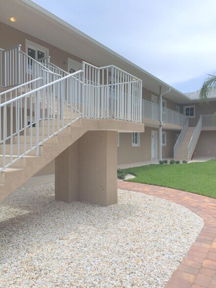 More Photos Of 134 Boynton Blvd, Daytona Beach Apartments For Sale