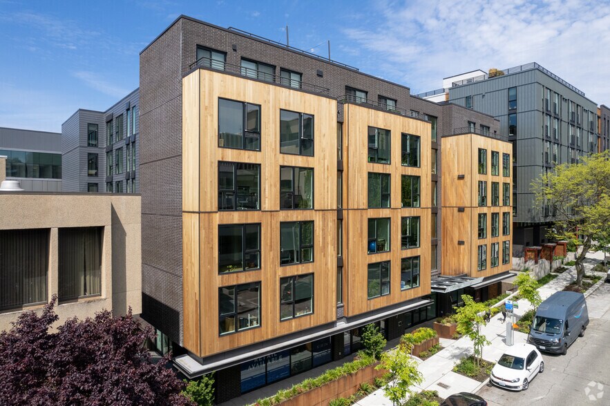 More Photos Of 417 2nd Ave W, Seattle Apartments For Lease