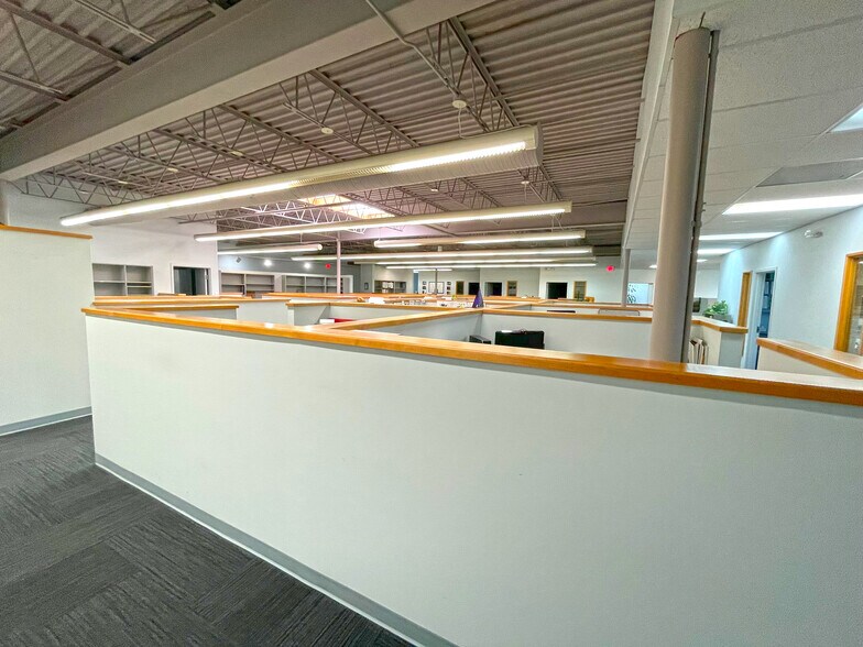 More Photos Of , Laurel Unknown For Sale