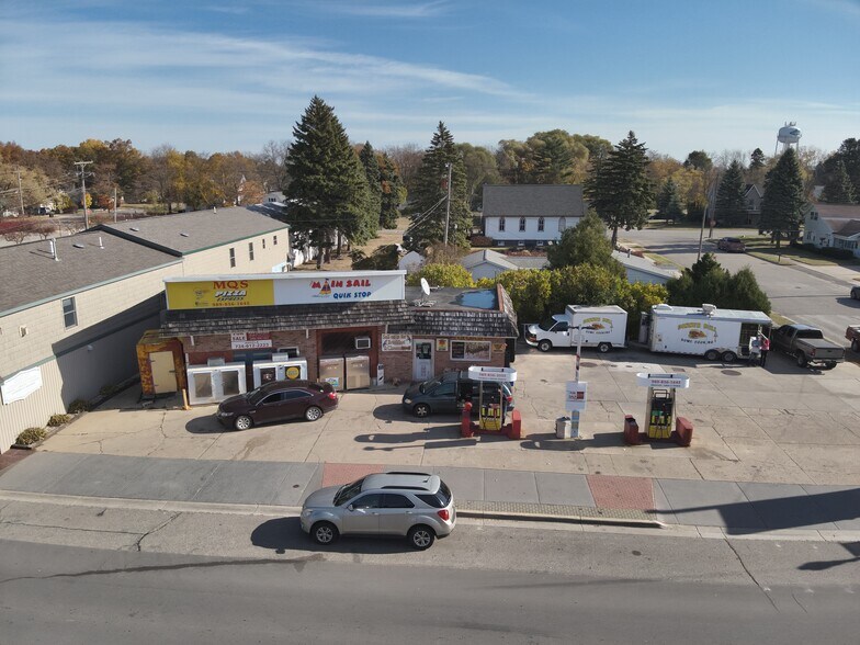 More Photos Of 6631 Main St, Caseville Service Station For Sale