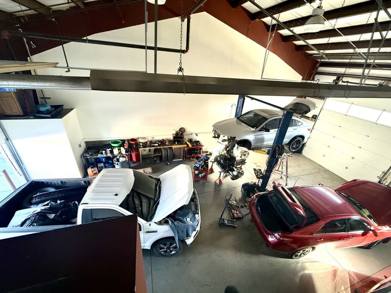 More Photos Of 2611 W 64th Ave, Denver Warehouse For Sale