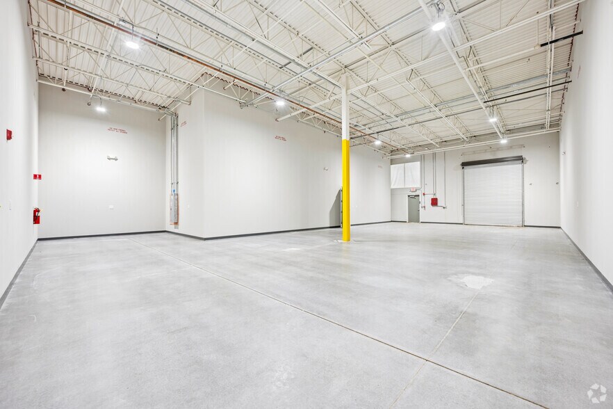 More Photos Of 3500 Loop Rd, McDonough Warehouse For Lease