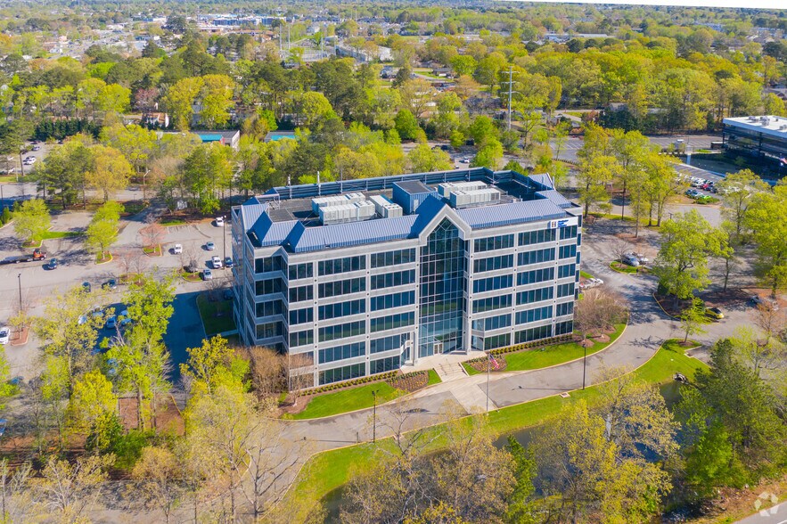 More Photos Of 5701 Cleveland St, Virginia Beach Office For Lease