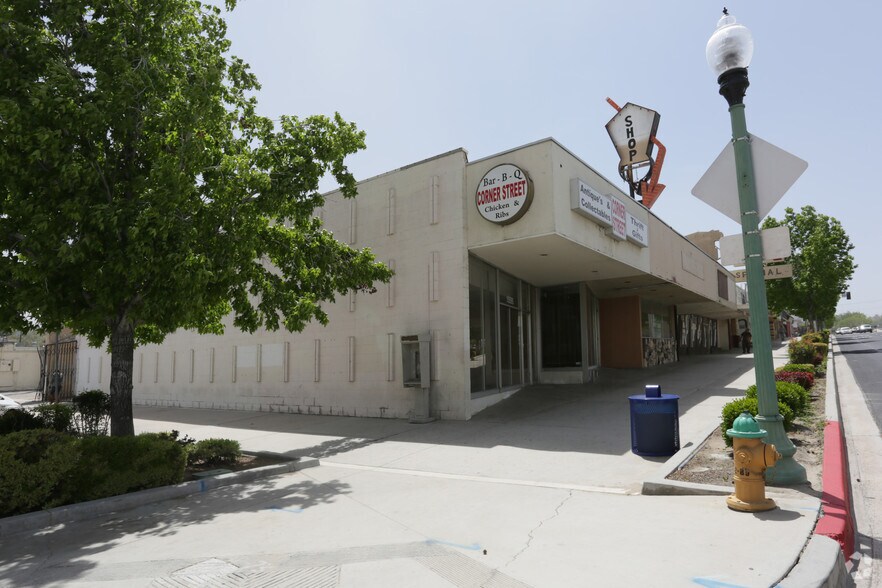 More Photos Of 15591-15595 7th St, Victorville General Retail For Sale