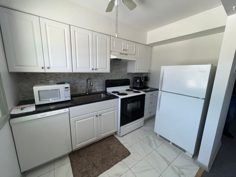 More Photos Of 1020 Pottstown Pike, Chester Springs Office For Sale