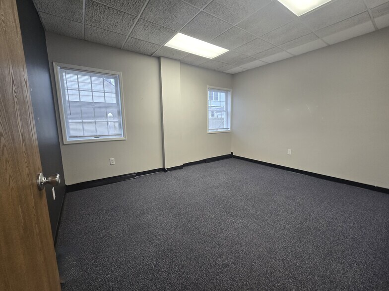 More Photos Of 1000 Clifton Ave, Clifton Office For Lease